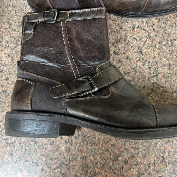 Men's Brown Dress Boots - Picture 11 of 11